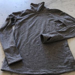 Lululemon turtleneck size 6